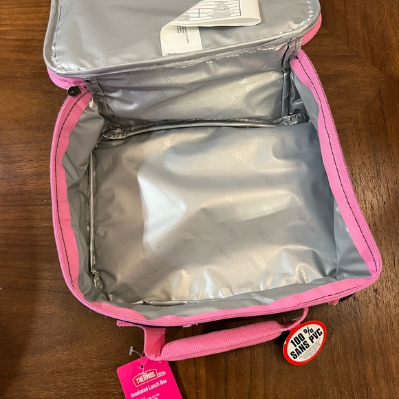 NWT Barbie Thermos lunch bag - Picture 4 of 4